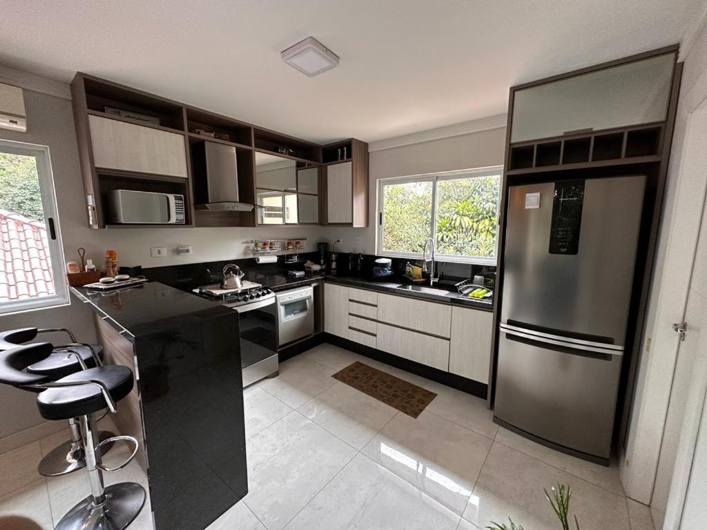 Charming Home 2 Min. From Barigui Park クリチバ エクステリア 写真