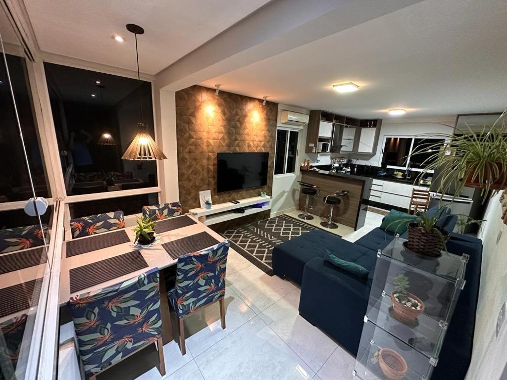 Charming Home 2 Min. From Barigui Park クリチバ エクステリア 写真